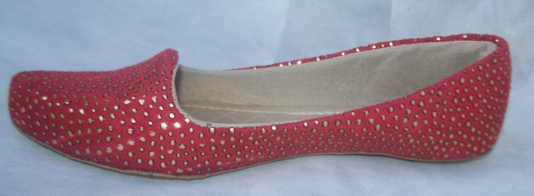 Sapatilha com Bolinhas Vermelha Ref. S15